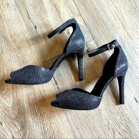 Michael Kors Strappy High Heel - Picture 1 of 10